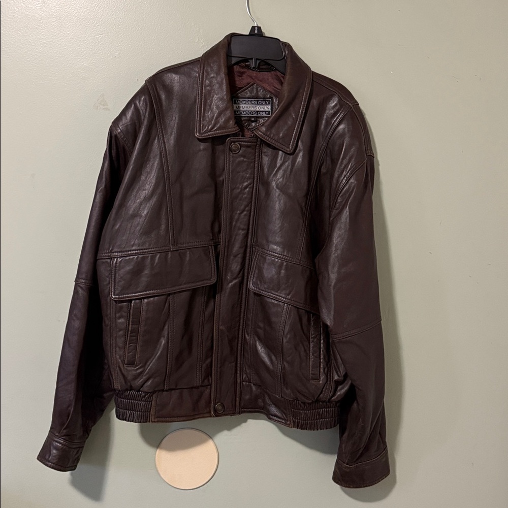 EUC Vintage Authentic Members Only Dark Brown Leather Bomber Jacket